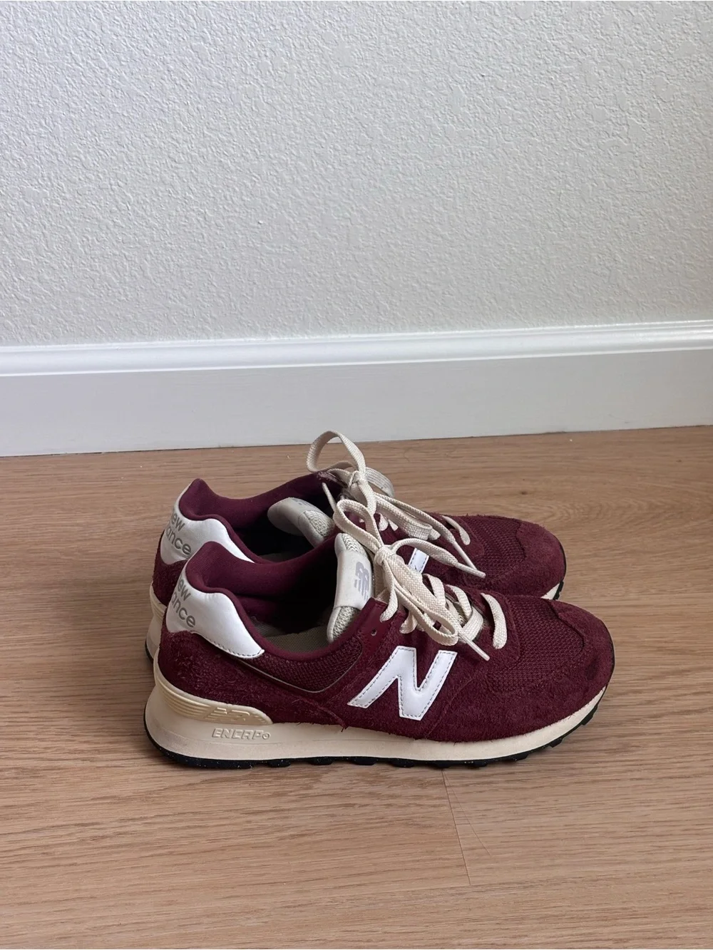 New Balance 574 Women's Maroon/burgundy/crimson and White Low-Top Sneakers